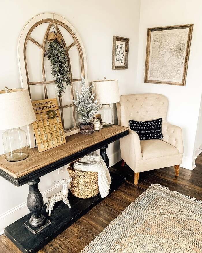 Wow Your Guests: 28+ Stunning Christmas Entryway Ideas!